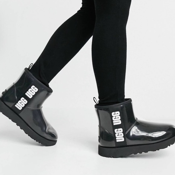 NWOT UGG Classic Clear Mini, Black, size 5 - Picture 2 of 12